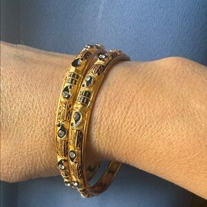 Vintage Gold and Black Bangle Bracelet